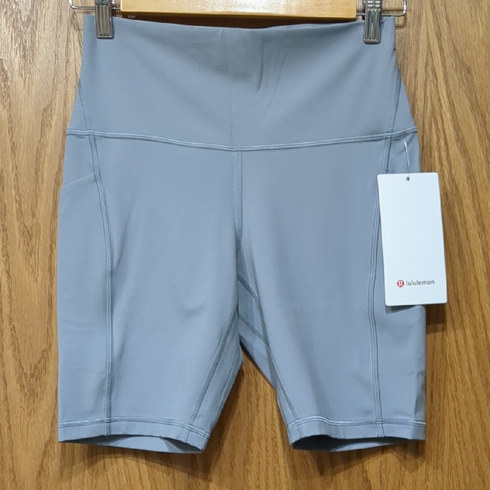lululemon Align HR Short 8" *Pockets size 8 NWT